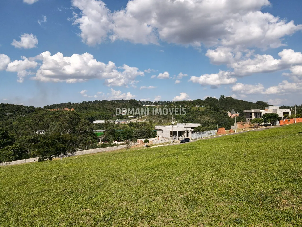 Terreno à venda de 860 m² em São José dos Campos, SP, Brasil