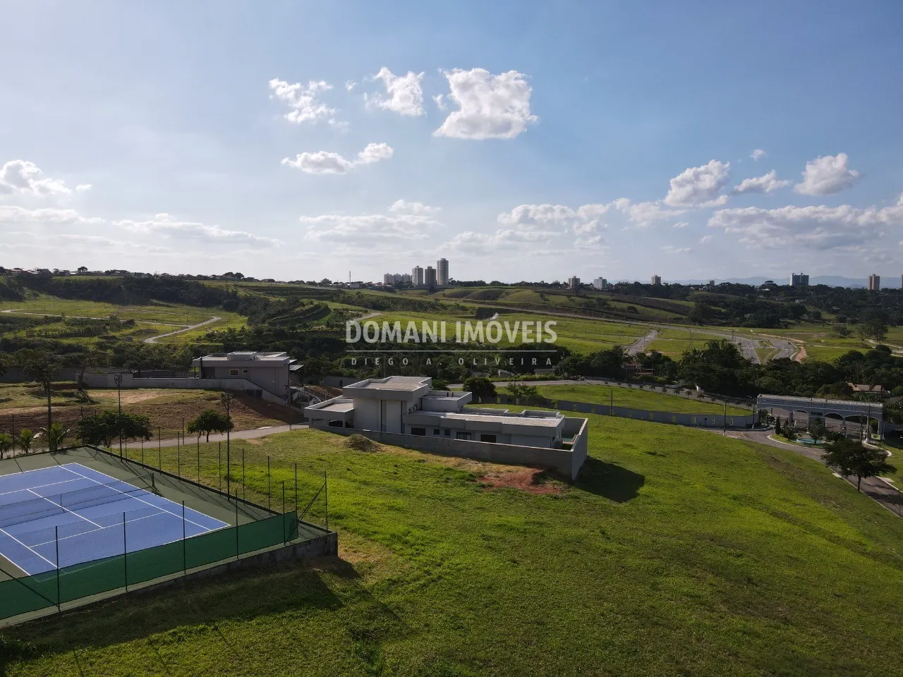 Terreno à venda de 860 m² em São José dos Campos, SP, Brasil