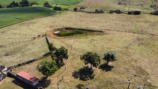 Sítio à venda de 31 ha em Itapetininga, SP, Brasil
