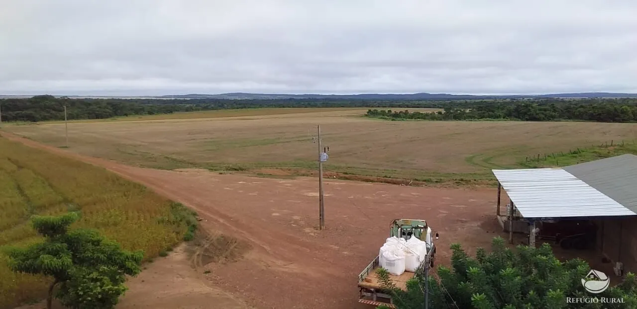 Fazenda à venda de 1.090 ha em Planalto da Serra, MT, Brasil