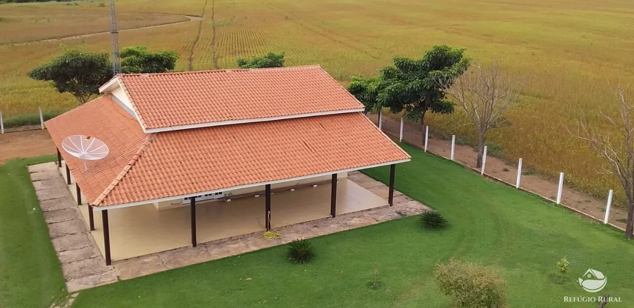 Fazenda à venda de 1.090 ha em Planalto da Serra, MT, Brasil