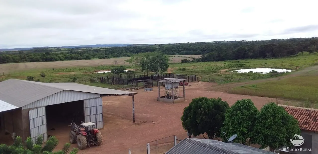 Fazenda à venda de 1.090 ha em Planalto da Serra, MT, Brasil