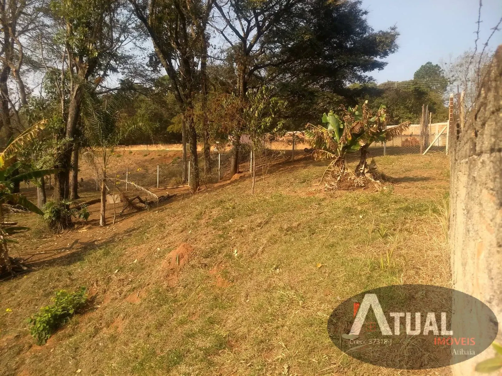 Terreno à venda de 1.000 m² em Atibaia, SP, Brasil