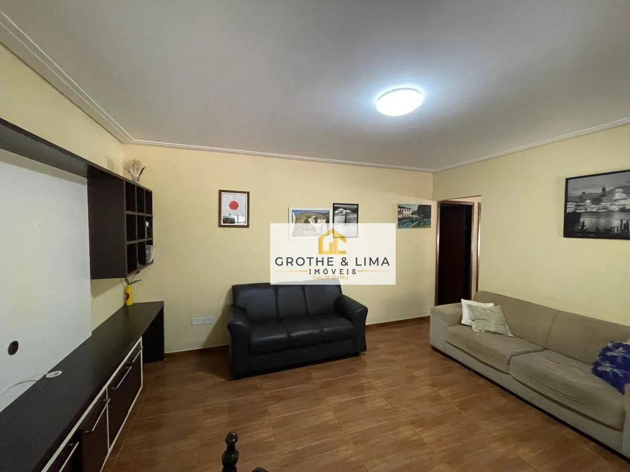 Sítio à venda de 4 ha em Taubaté, SP, Brasil