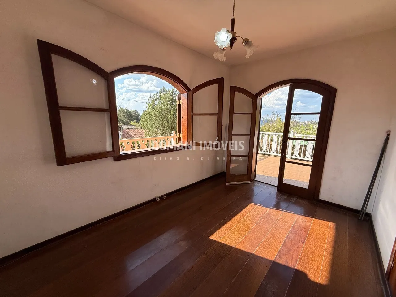Casa à venda de 690 m² em Campos do Jordão, SP, Brasil