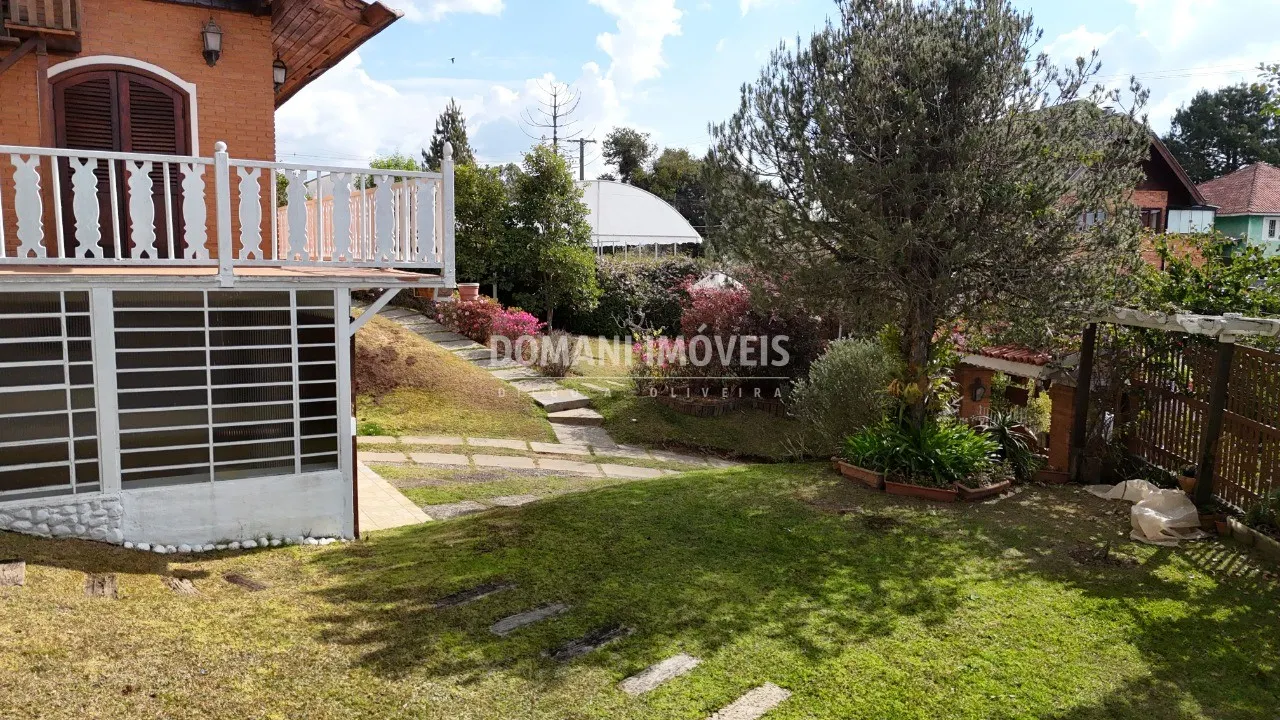 Casa à venda de 690 m² em Campos do Jordão, SP, Brasil