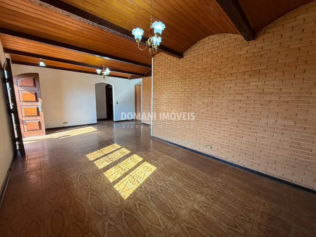 Casa à venda de 690 m² em Campos do Jordão, SP, Brasil