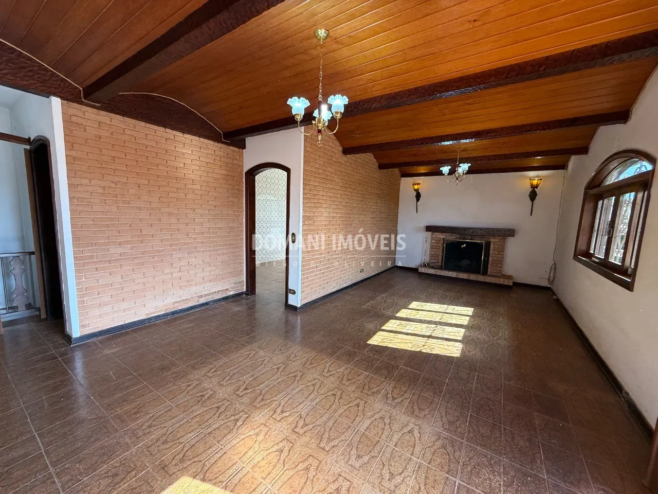 Casa à venda de 690 m² em Campos do Jordão, SP, Brasil