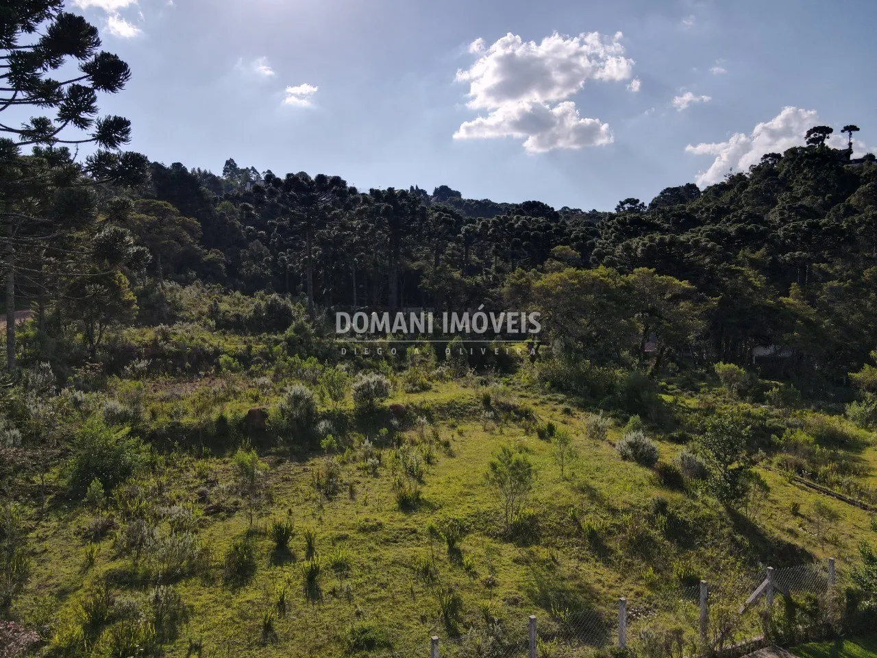 Terreno à venda de 6.080 m² em Campos do Jordão, SP, Brasil