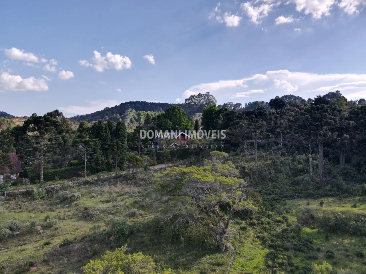 Terreno à venda de 6.080 m² em Campos do Jordão, SP, Brasil