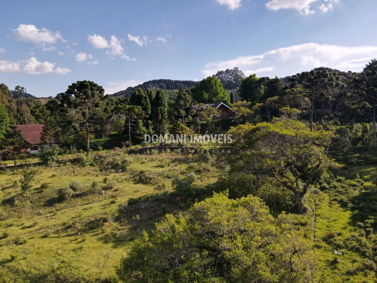 Terreno à venda de 6.080 m² em Campos do Jordão, SP, Brasil