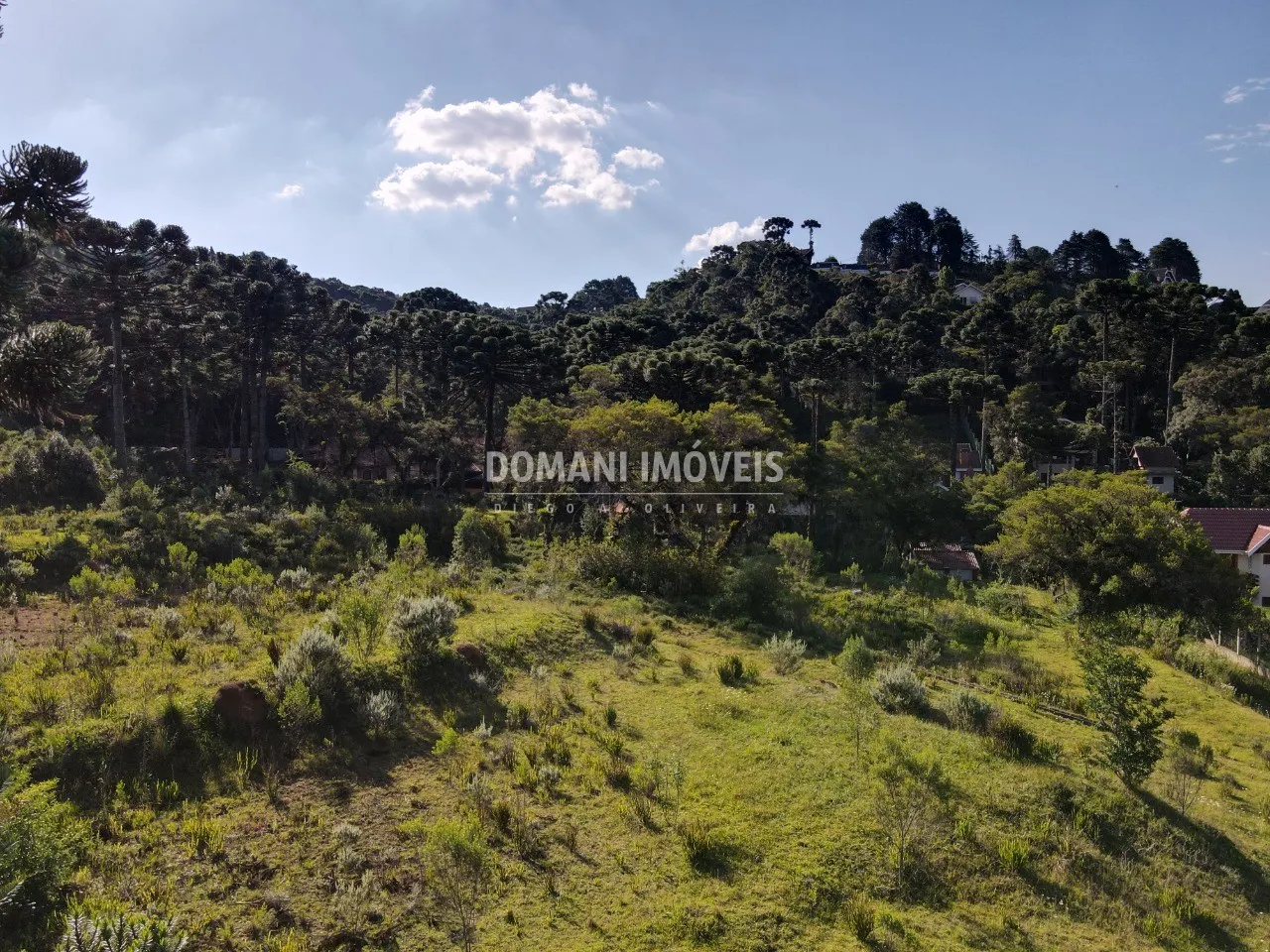 Terreno à venda de 6.080 m² em Campos do Jordão, SP, Brasil