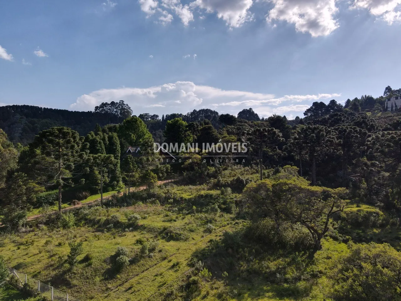 Terreno à venda de 6.080 m² em Campos do Jordão, SP, Brasil