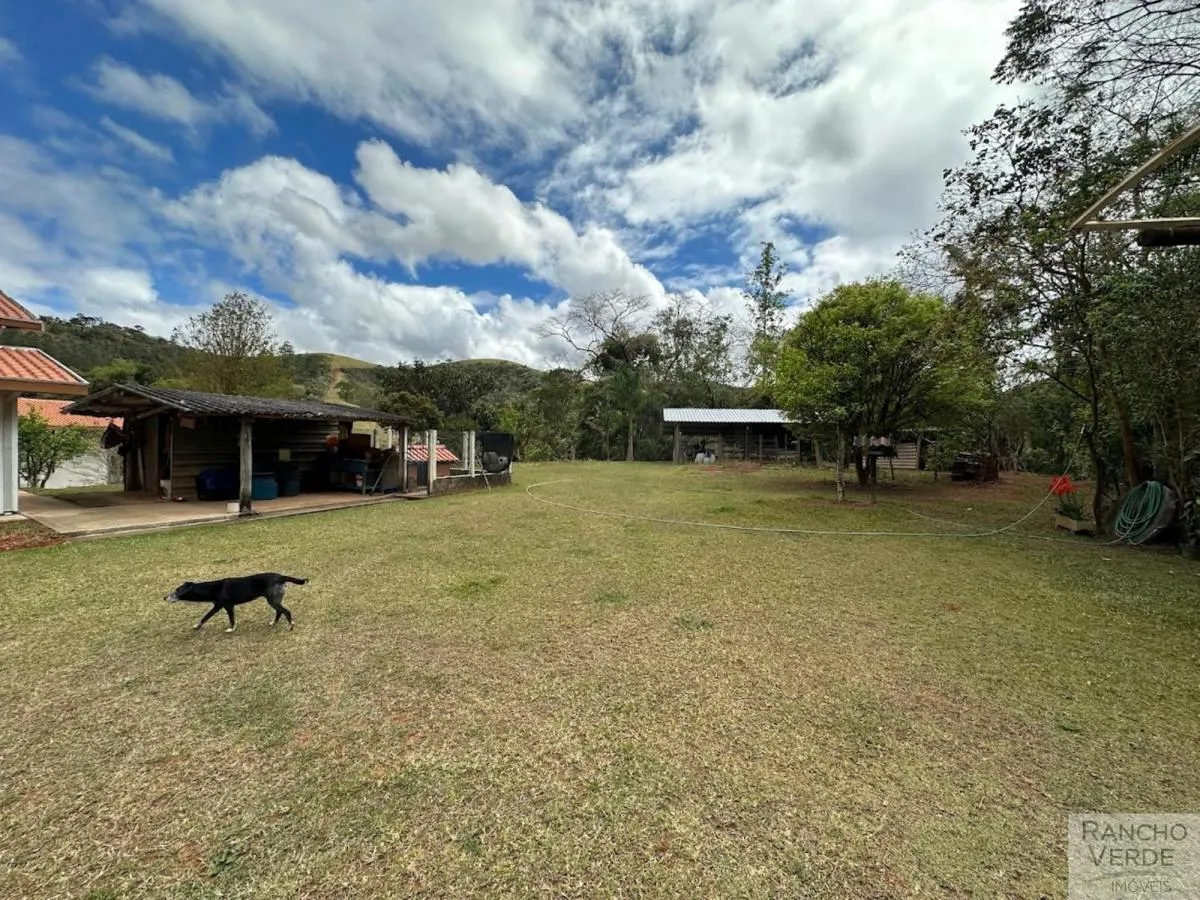 Chácara à venda de 2 ha em São José dos Campos, SP, Brasil