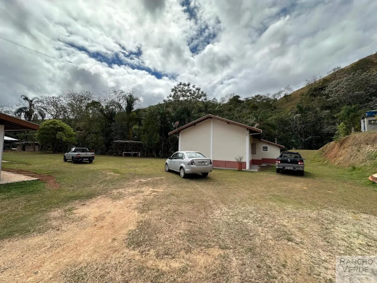 Chácara à venda de 2 ha em São José dos Campos, SP, Brasil