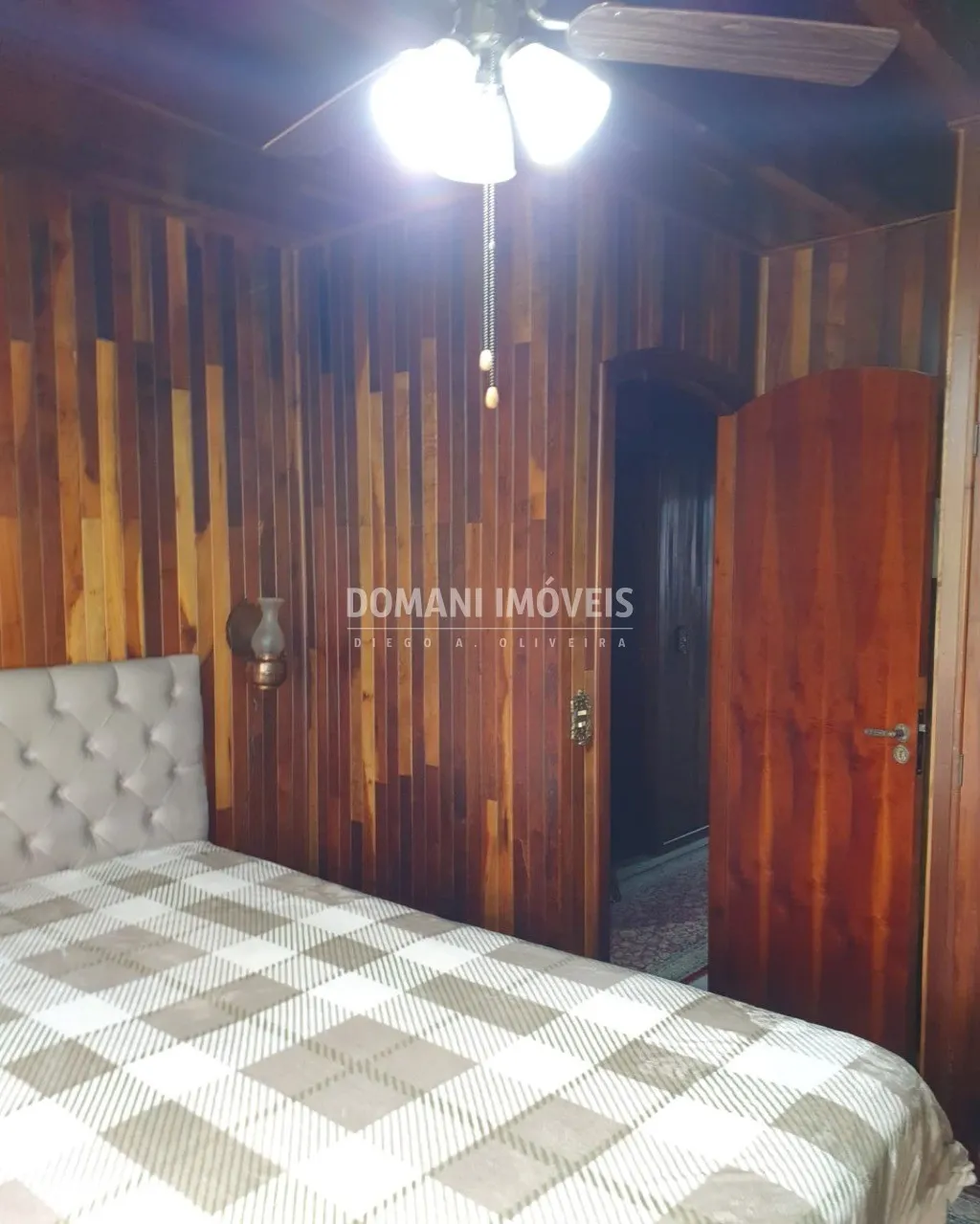 Casa à venda de 2.050 m² em Campos do Jordão, SP, Brasil