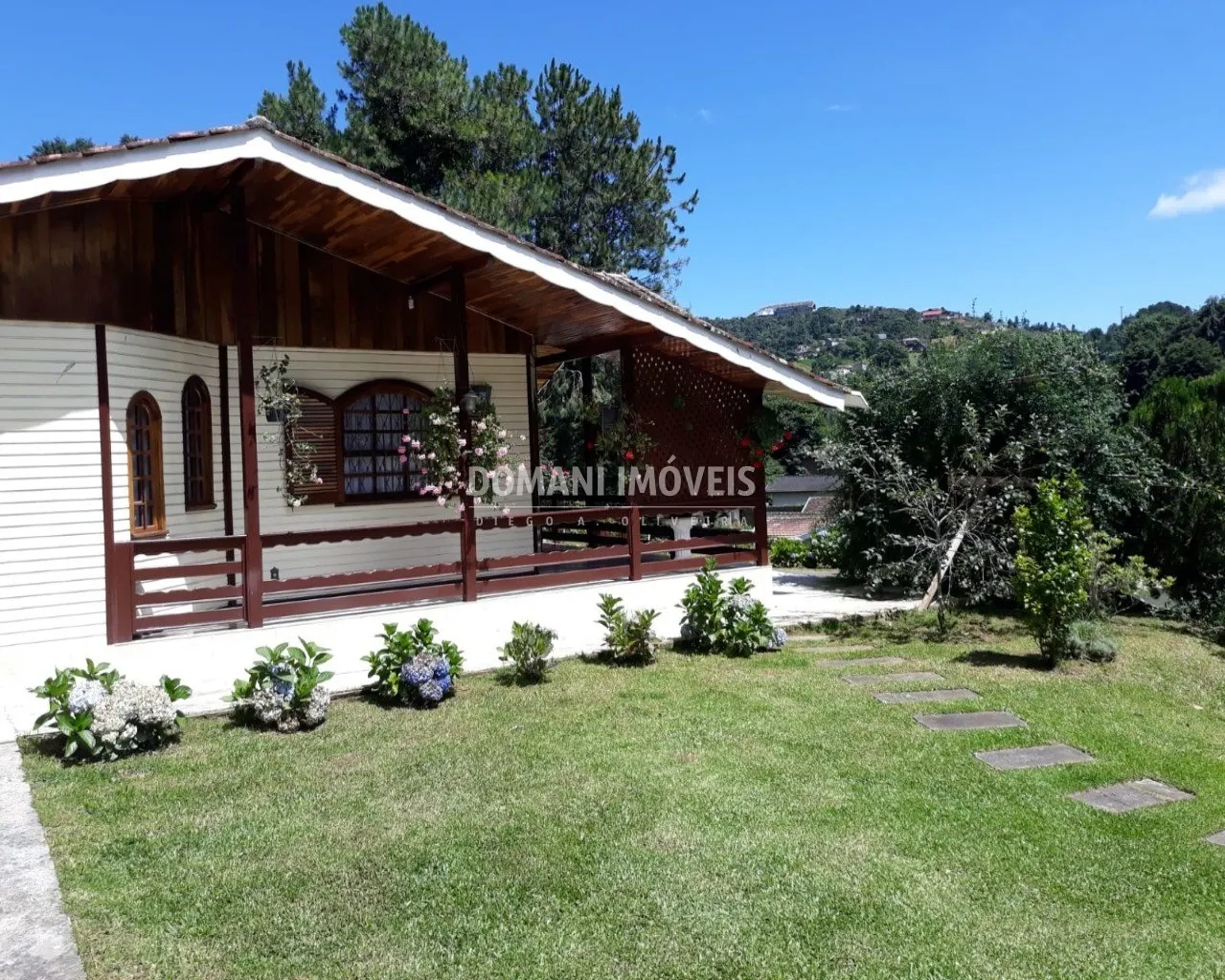 Casa à venda de 2.050 m² em Campos do Jordão, SP, Brasil