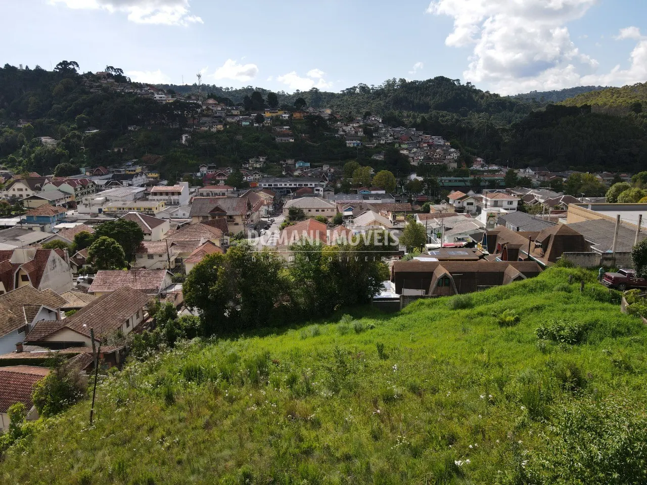 Terreno à venda de 1.350 m² em Campos do Jordão, SP, Brasil