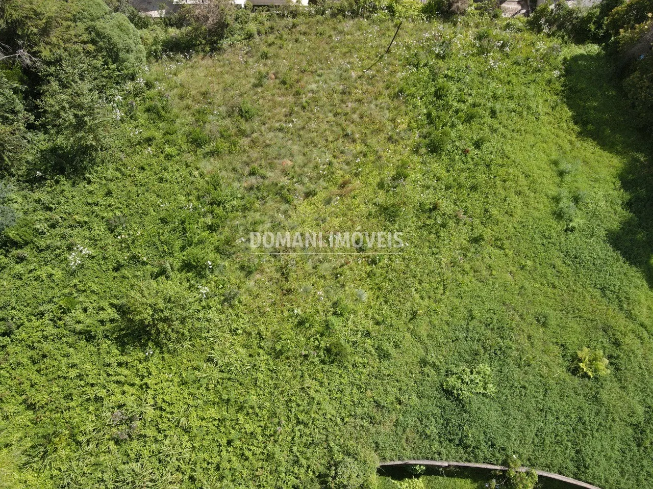 Terreno à venda de 1.350 m² em Campos do Jordão, SP, Brasil
