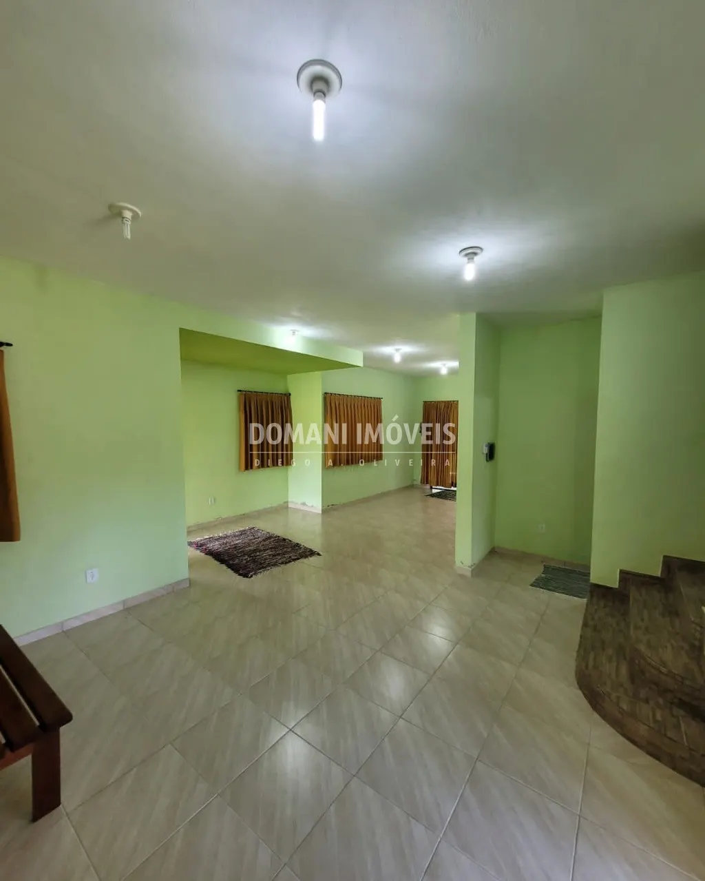 Casa à venda de 1.210 m² em Pindamonhangaba, SP, Brasil