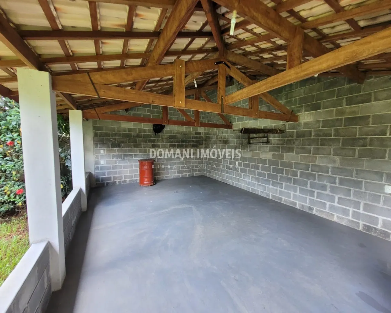Casa à venda de 1.210 m² em Pindamonhangaba, SP, Brasil