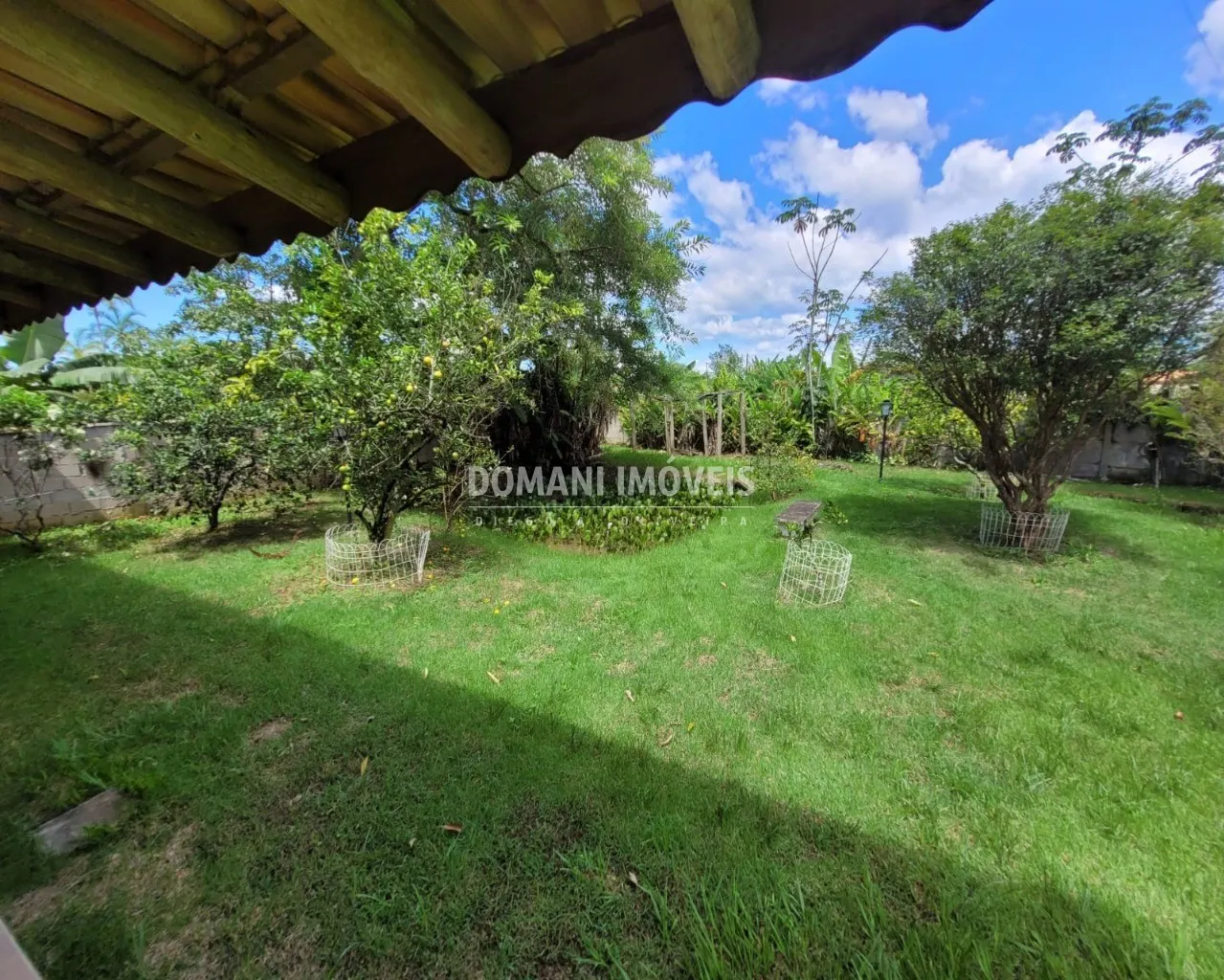 Casa à venda de 1.210 m² em Pindamonhangaba, SP, Brasil