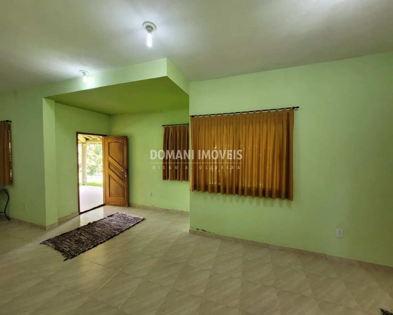 Casa à venda de 1.210 m² em Pindamonhangaba, SP, Brasil
