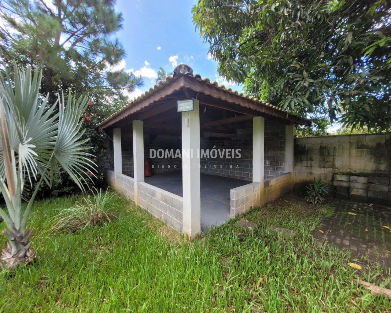 Casa à venda de 1.210 m² em Pindamonhangaba, SP, Brasil