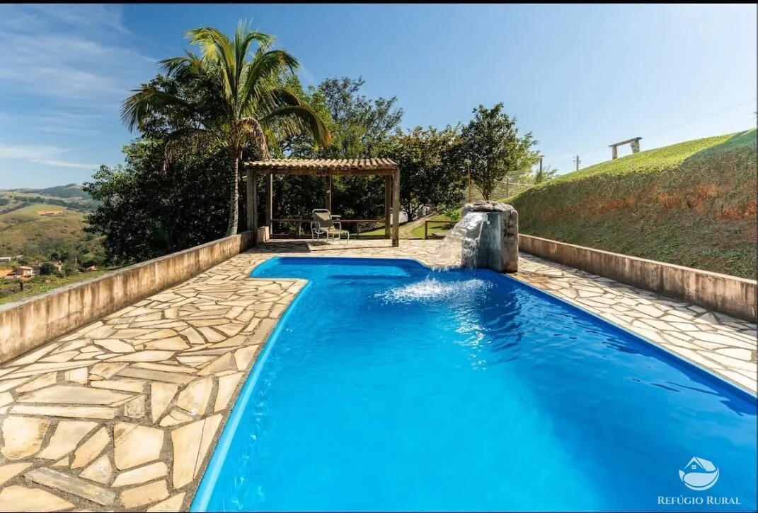 Country home for sale of 2,670 m² in São José dos Campos, SP, Brazil