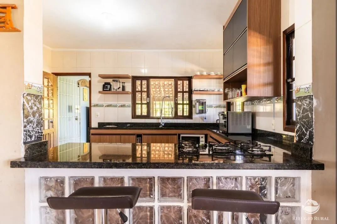 Country home for sale of 2,670 m² in São José dos Campos, SP, Brazil