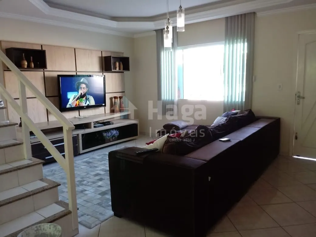 Casa à venda de 180 m² em Balneário Camboriú, SC, Brasil