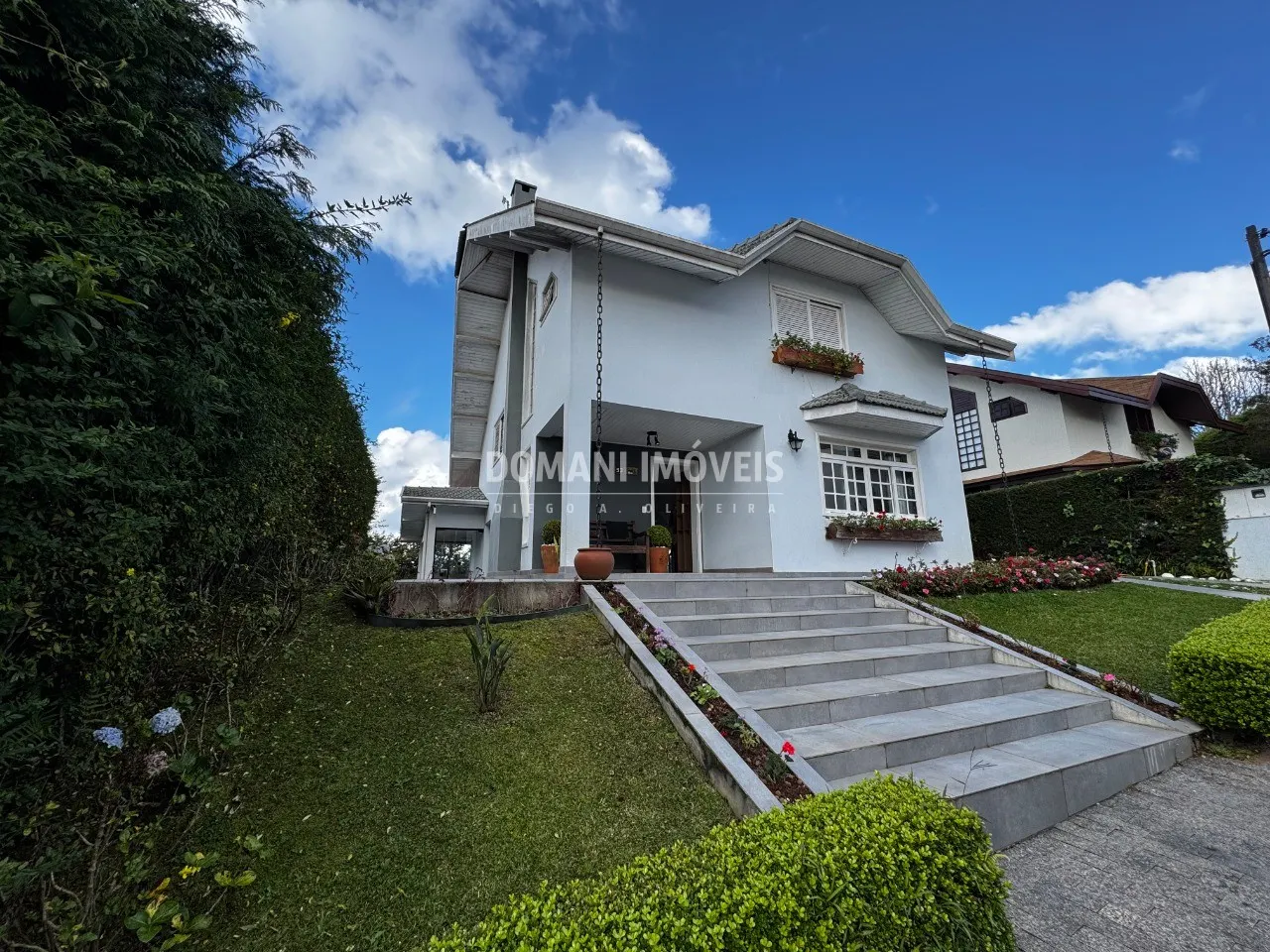 Casa à venda de 1.430 m² em Campos do Jordão, SP, Brasil