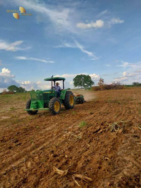 Fazenda à venda e para Arrendar de 632 ha em Poconé, MT, Brasil