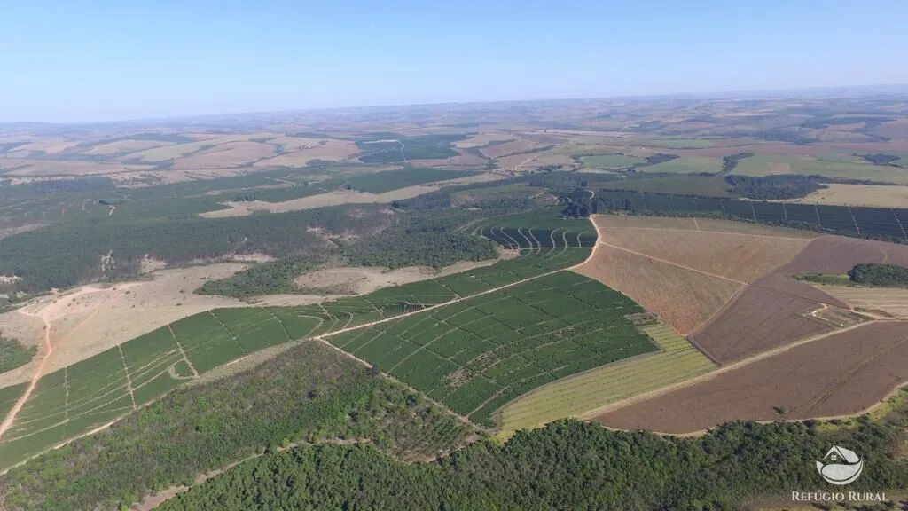 Farm for sale of 12,479 acres in Ibiá, MG, Brazil