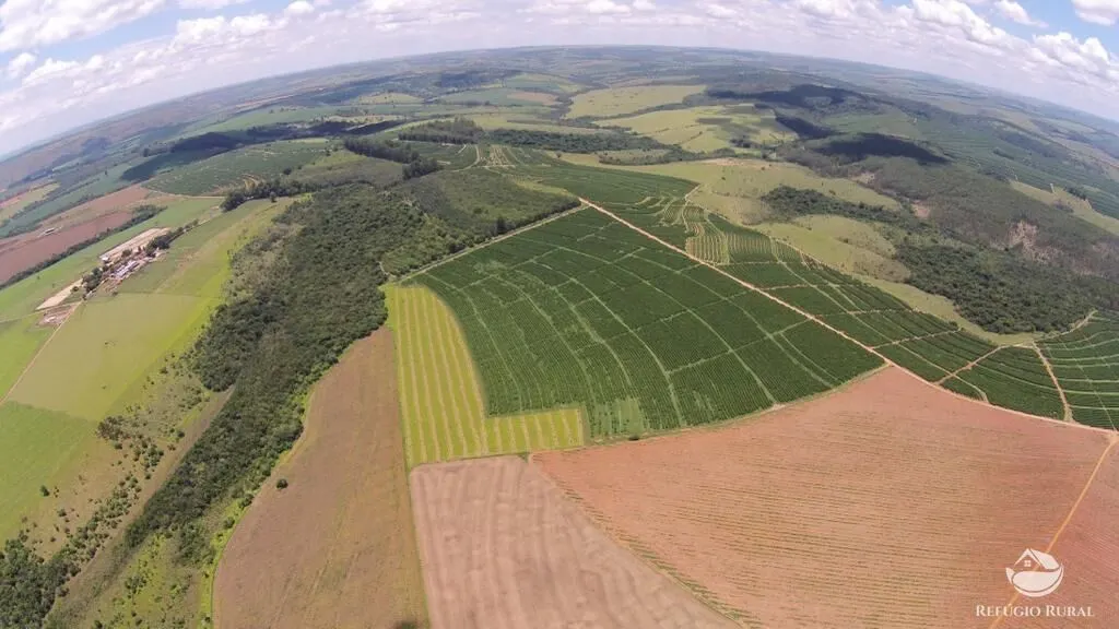 Farm for sale of 12,479 acres in Ibiá, MG, Brazil