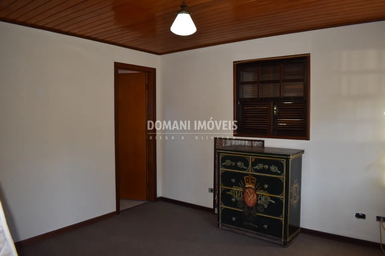 Casa à venda de 370 m² em Campos do Jordão, SP, Brasil