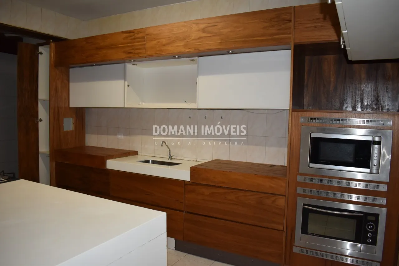 Casa à venda de 370 m² em Campos do Jordão, SP, Brasil