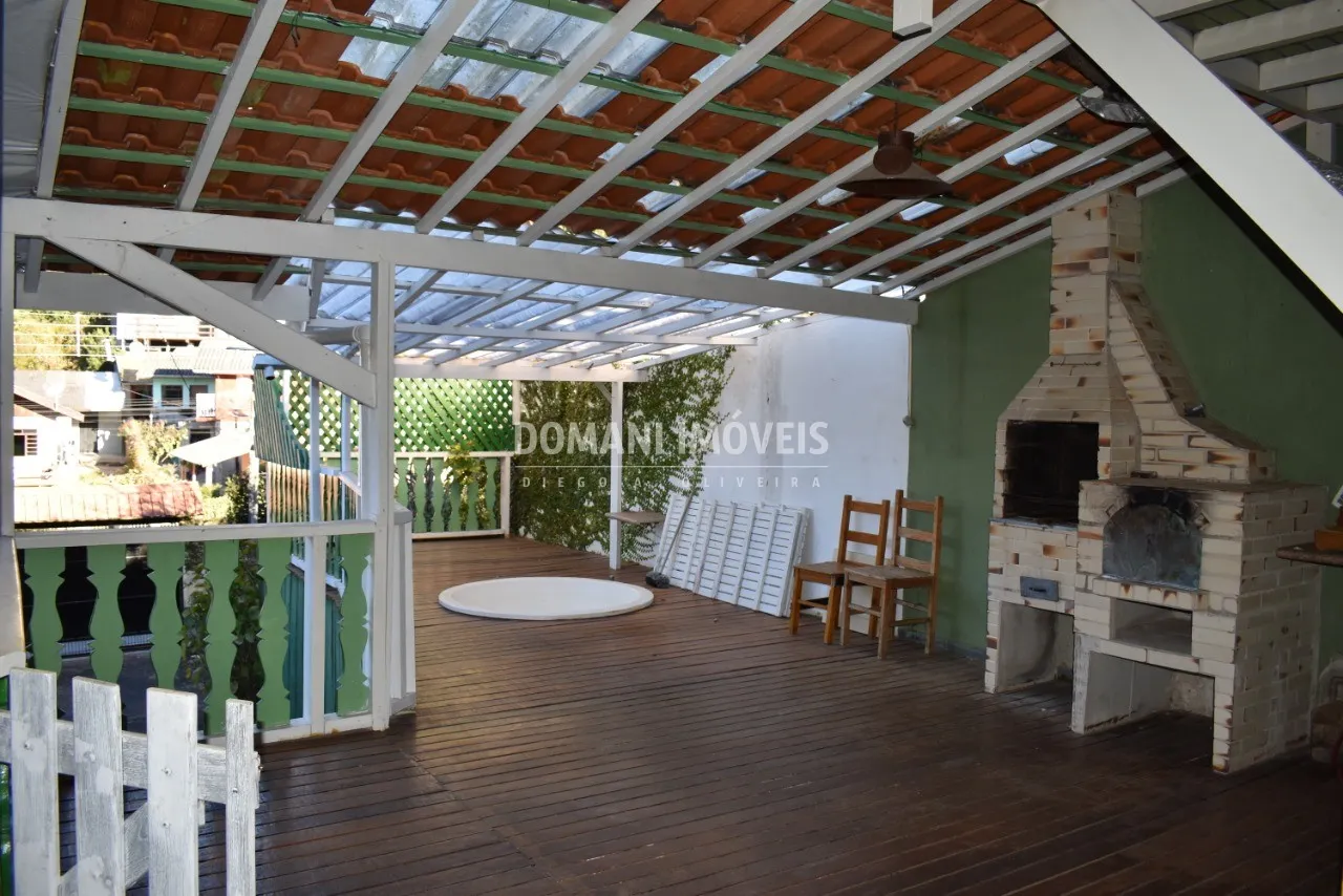 Casa à venda de 370 m² em Campos do Jordão, SP, Brasil