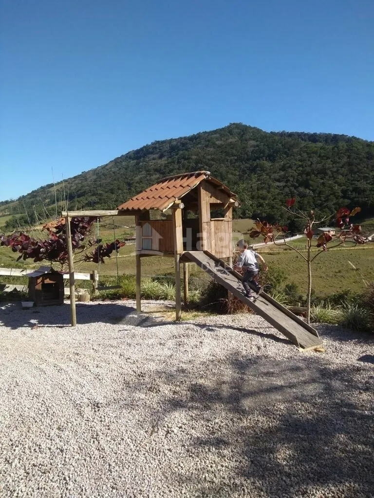 Casa à venda de 190 m² em Tijucas, SC, Brasil