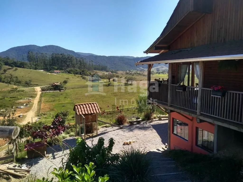 Casa à venda de 190 m² em Tijucas, SC, Brasil