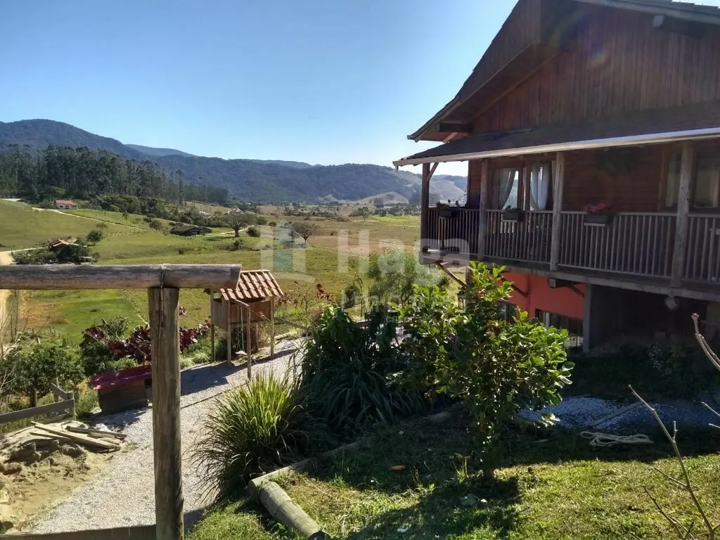 Casa à venda de 190 m² em Tijucas, SC, Brasil