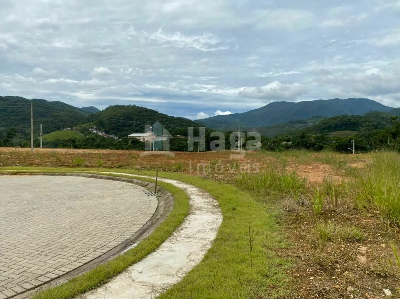 Terreno à venda de 280 m² em Brusque, SC, Brasil