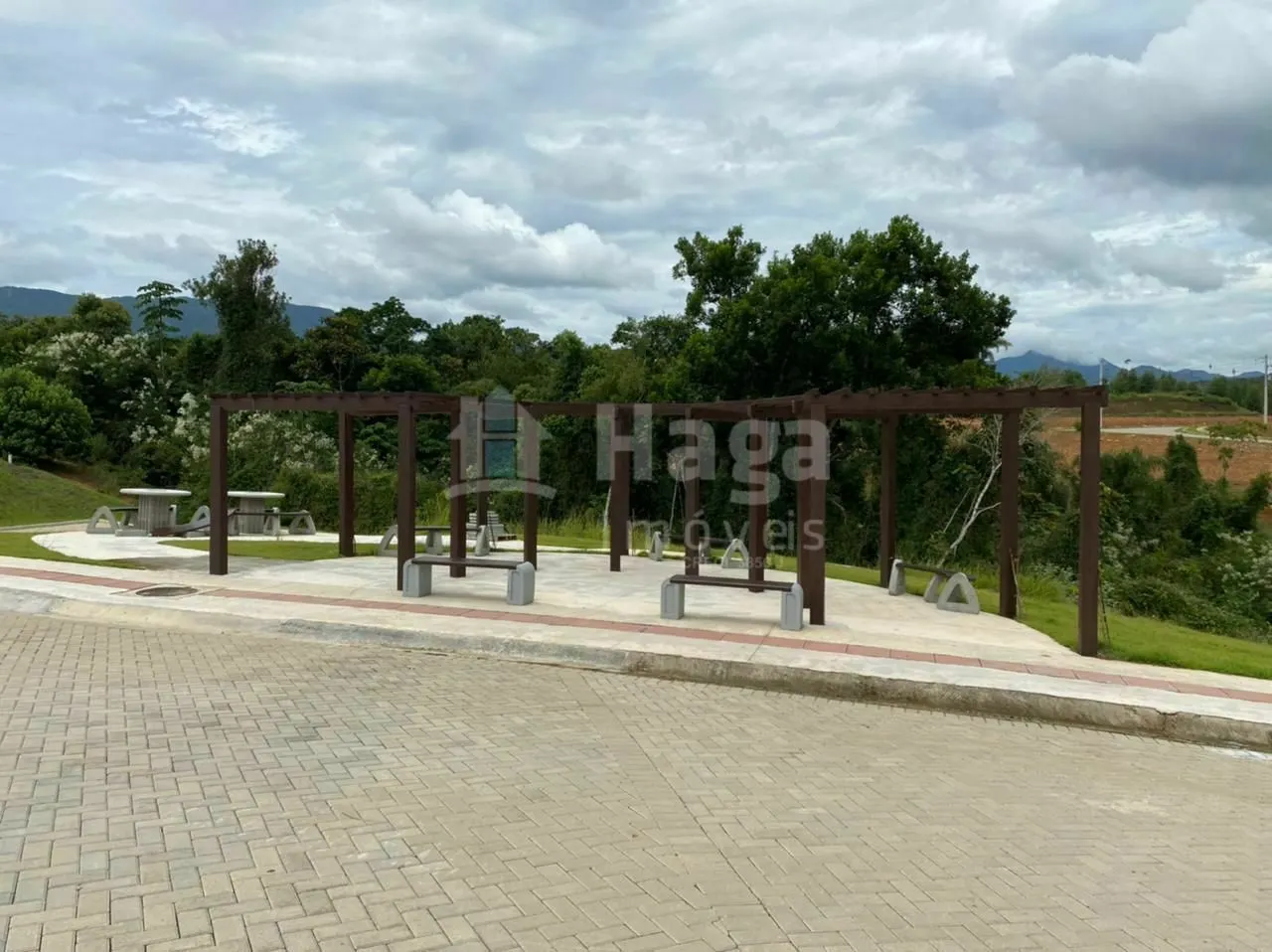 Terreno à venda de 280 m² em Brusque, SC, Brasil