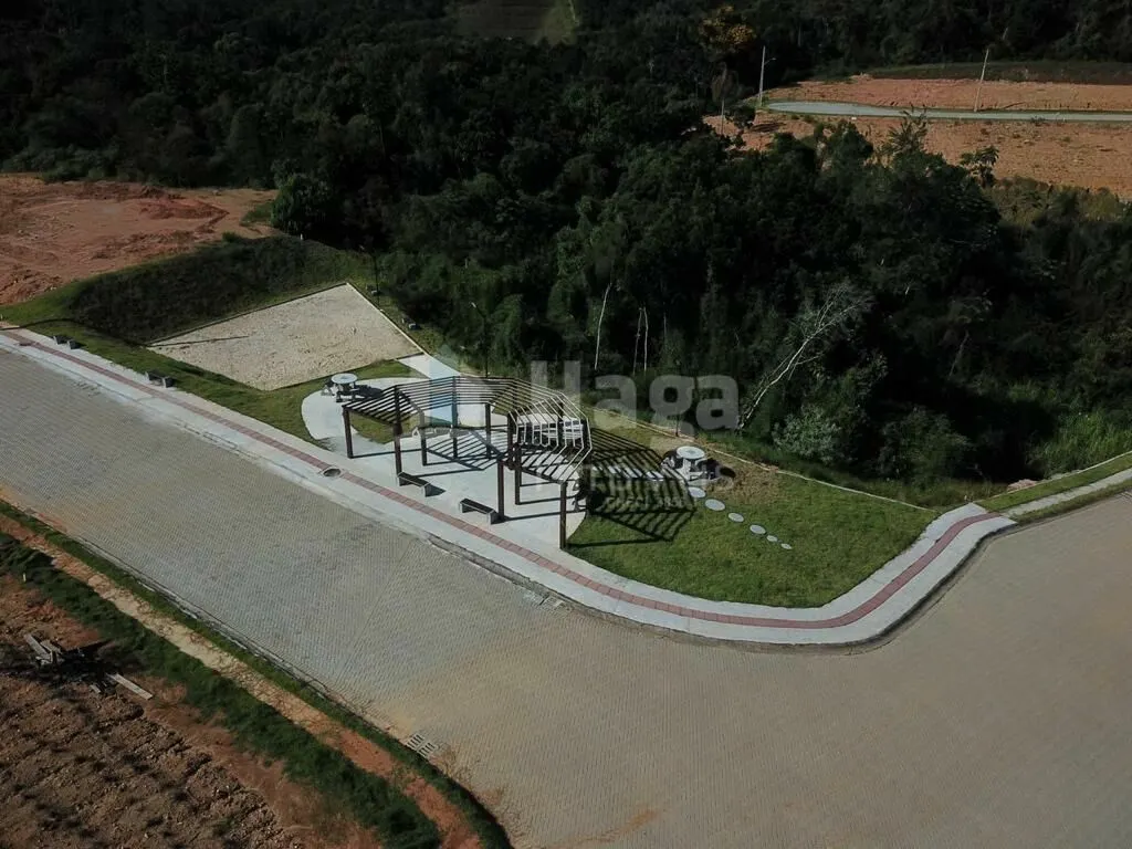 Terreno à venda de 280 m² em Brusque, SC, Brasil
