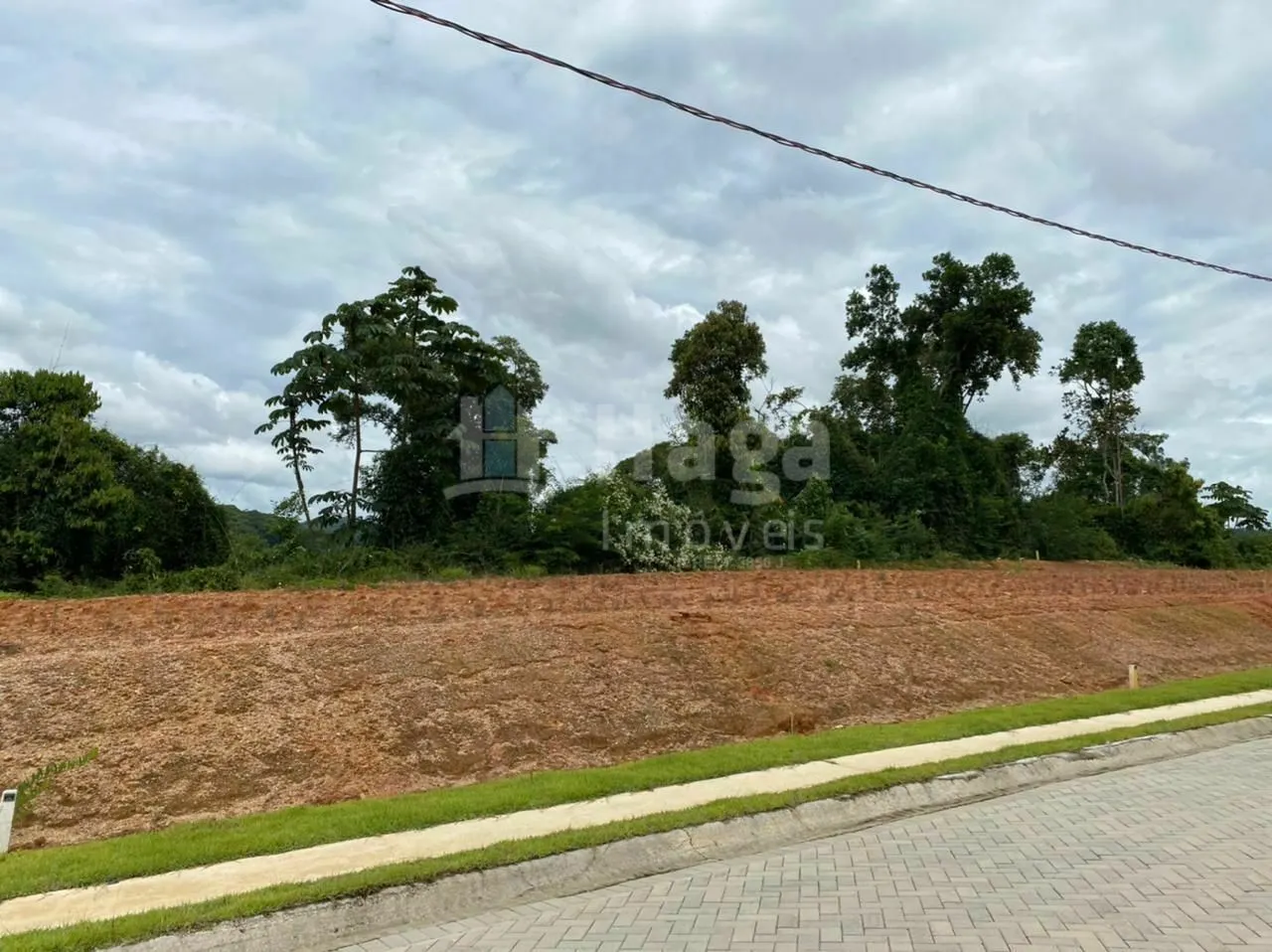 Terreno à venda de 280 m² em Brusque, SC, Brasil