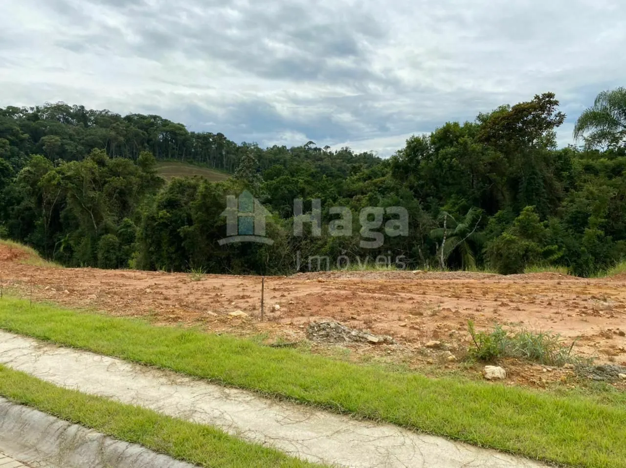 Terreno à venda de 280 m² em Brusque, SC, Brasil