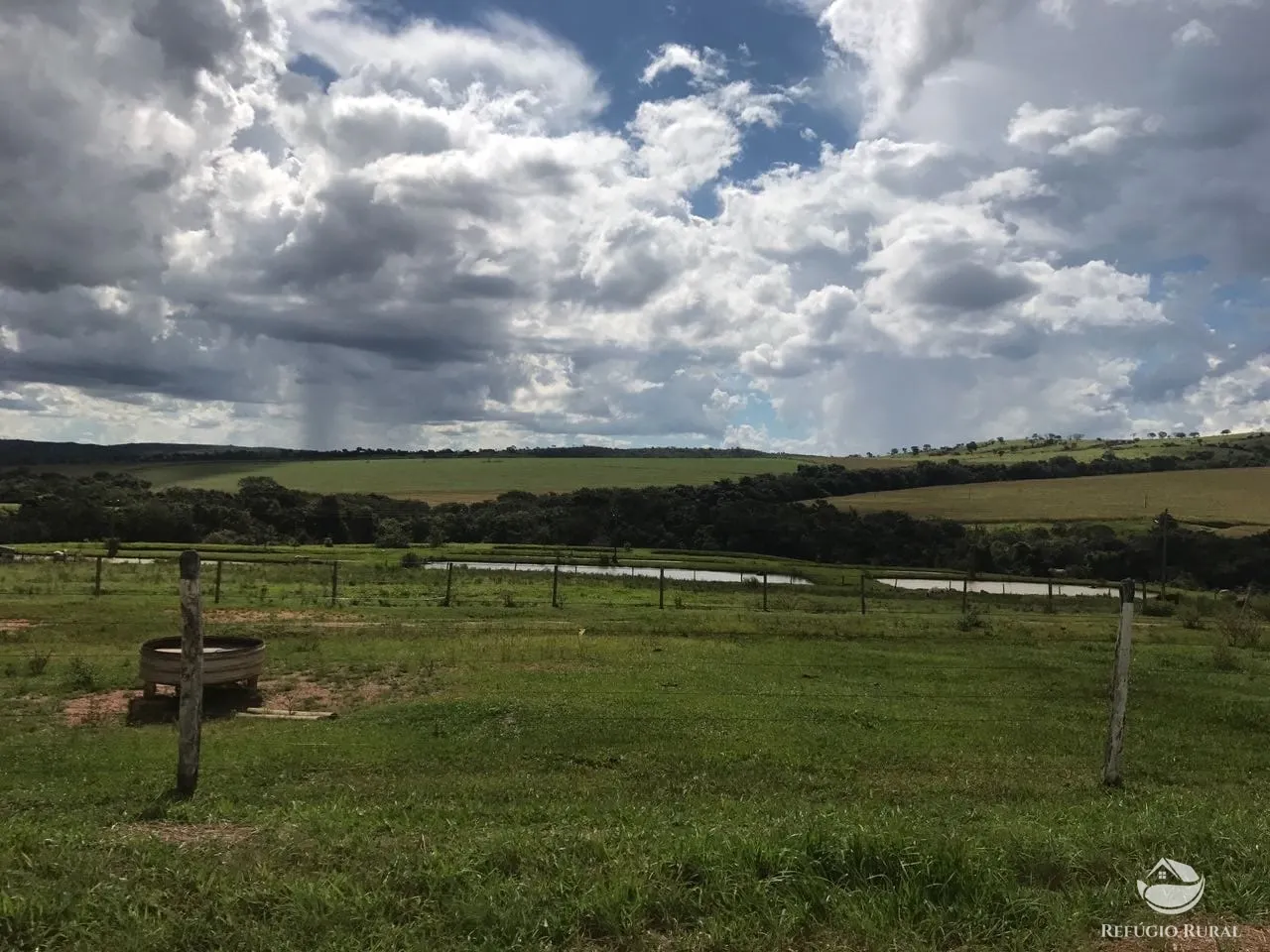 Fazenda à venda de 1.960 ha em Campo Alegre de Goiás, GO, Brasil