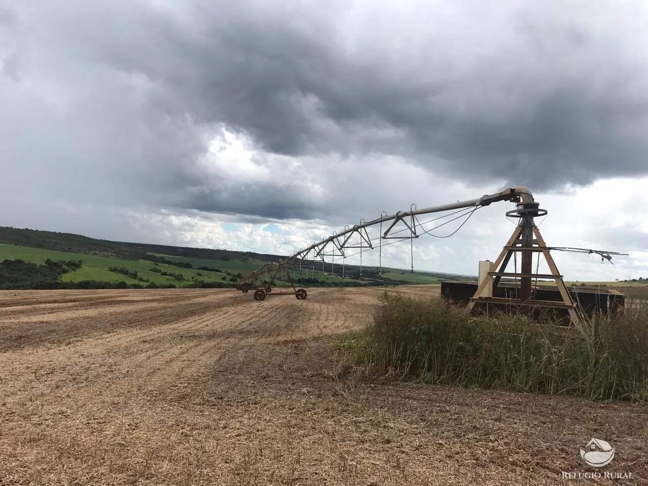 Fazenda à venda de 1.960 ha em Campo Alegre de Goiás, GO, Brasil