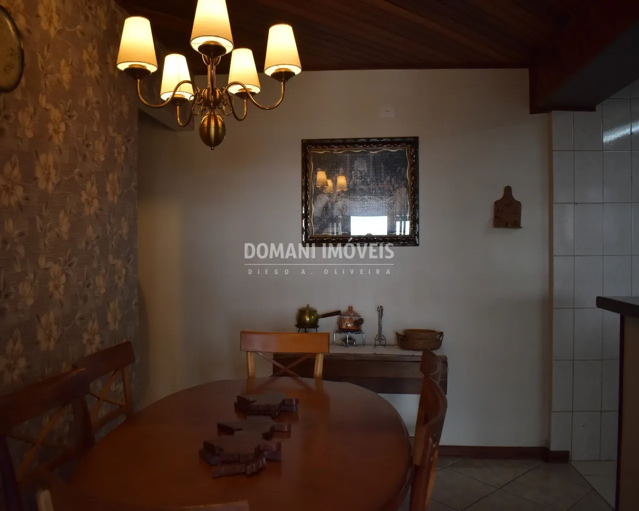 Casa à venda de 250 m² em Campos do Jordão, SP, Brasil