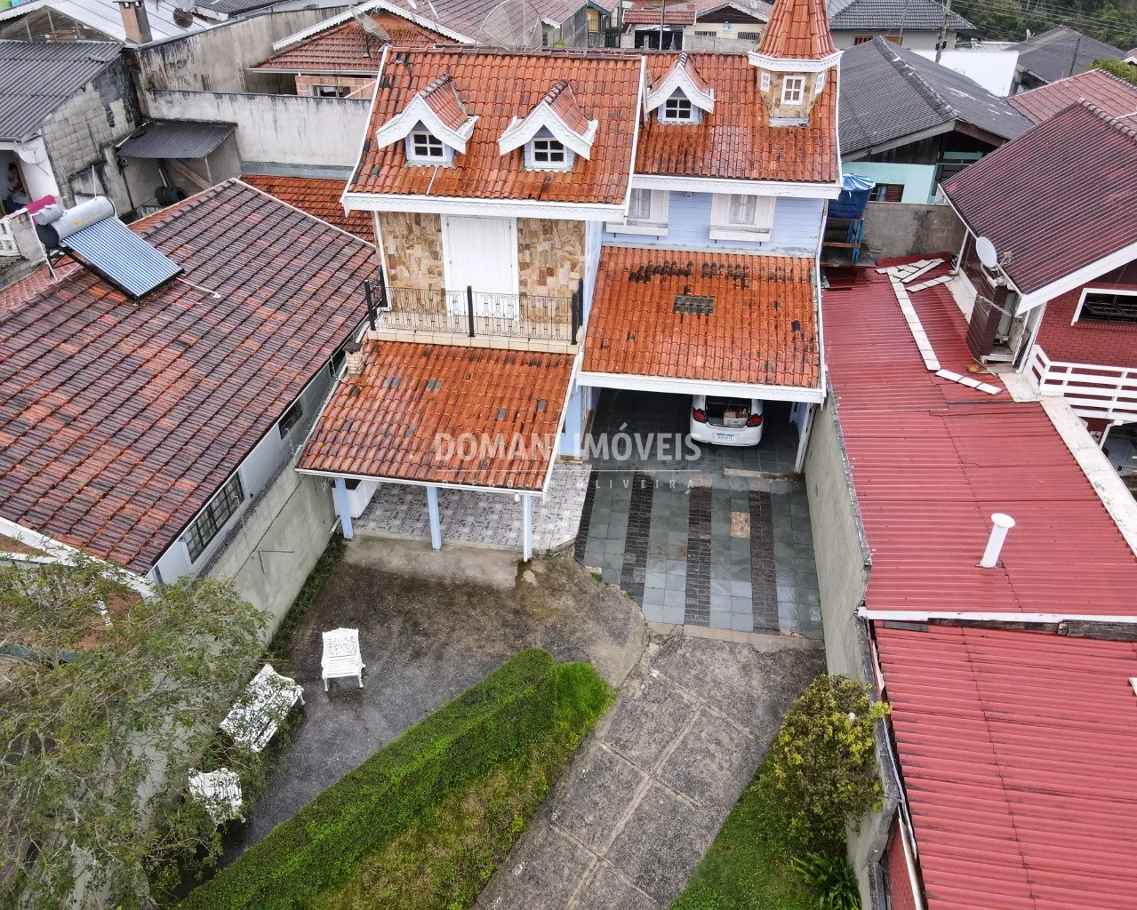 Casa à venda de 250 m² em Campos do Jordão, SP, Brasil